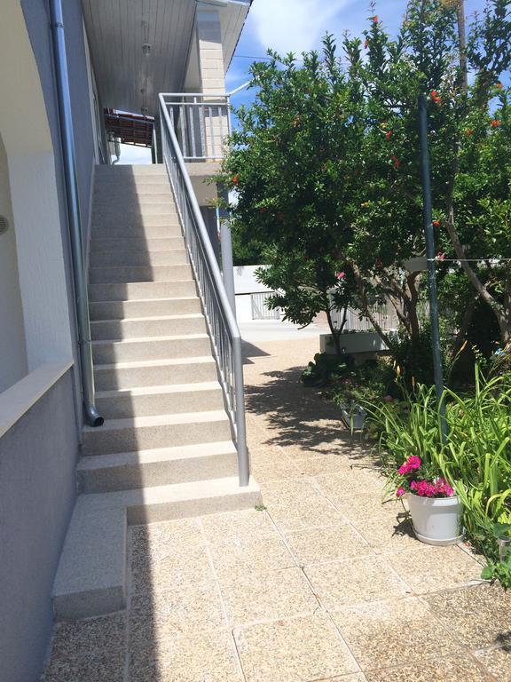 Apartments Milena Vodice Exterior photo